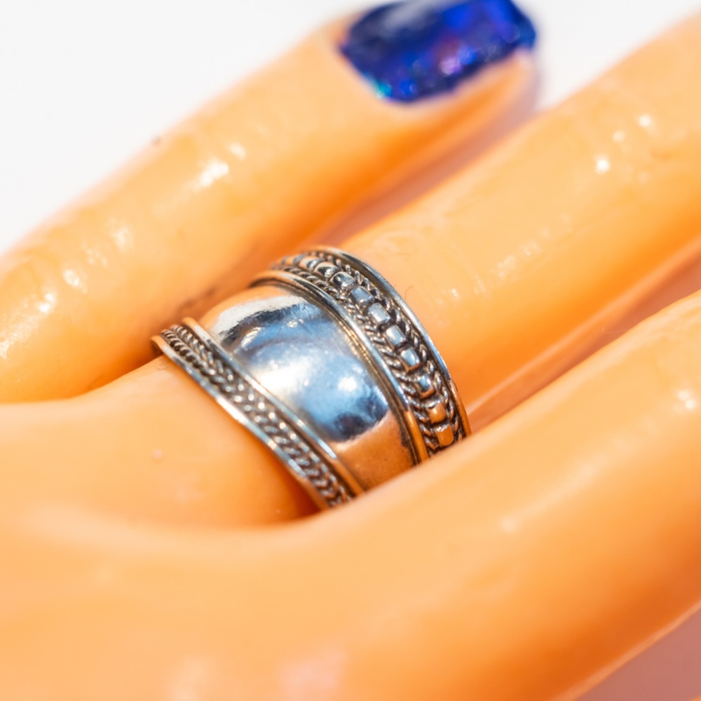 Emperors Ring - Adjustable - Picture 4 of 4